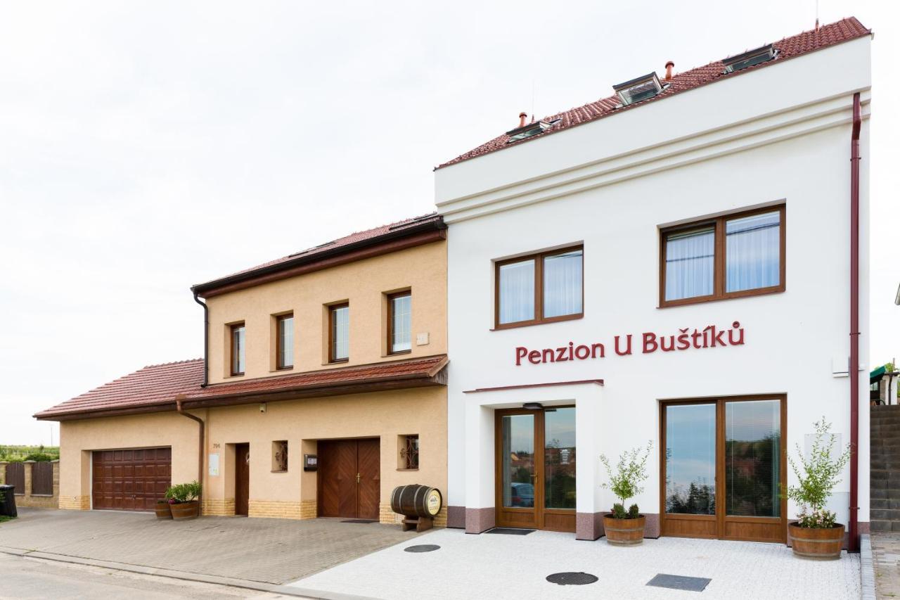 Penzion U Bustiku Sardice エクステリア 写真